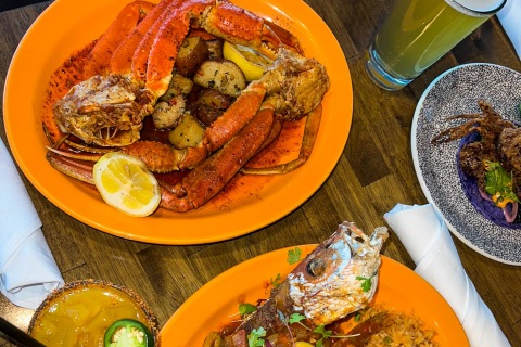 Bar Sol Mariscos Navy Pier Chicago image