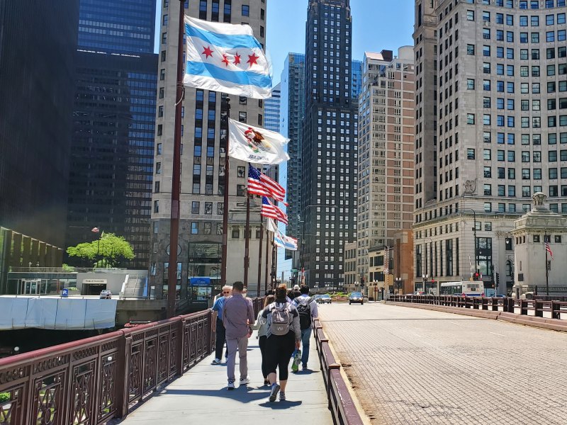 Michigan Avenue Bridge image