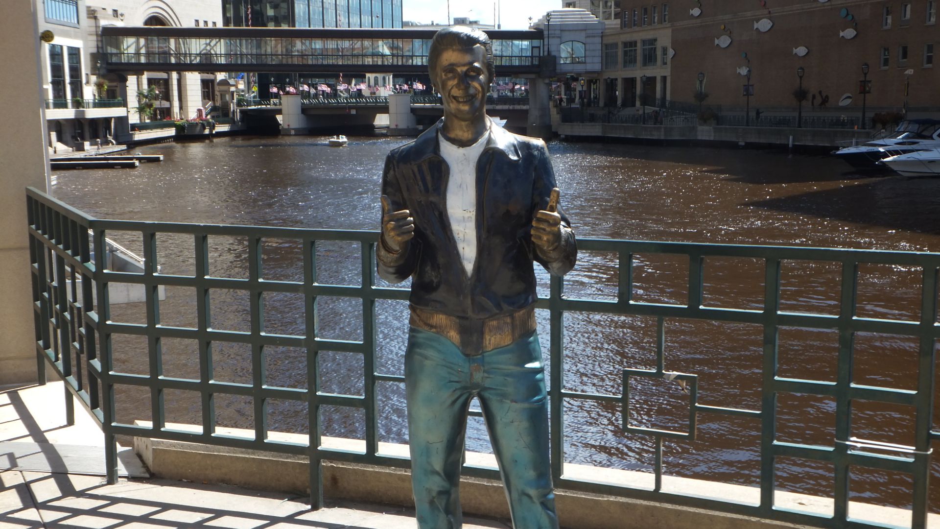 Bronz Fonz